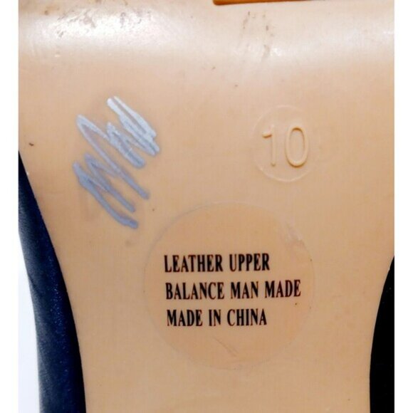 Seychelles Black Leather Studded Platform Heels - Picture 8 of 8